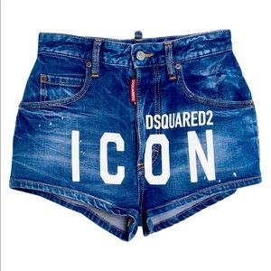 High rise Dsquared2 icon short jeans. Size US 0. Sold out almost everywhere.